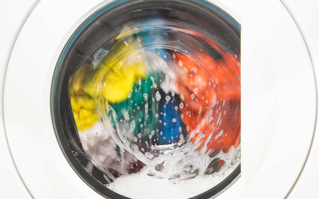 Comment réduire la consommation d’eau lors du lavage des vêtements ?