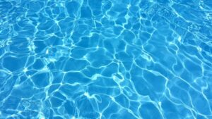 Eau d'une piscine